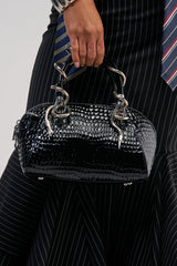 COME AND GET IT PURSE IN BLACK