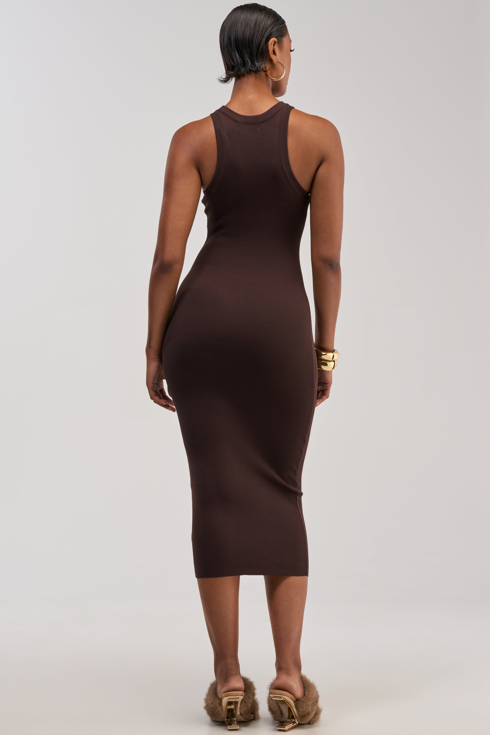 CUTIE PIE KNIT MIDI DRESS IN BROWN