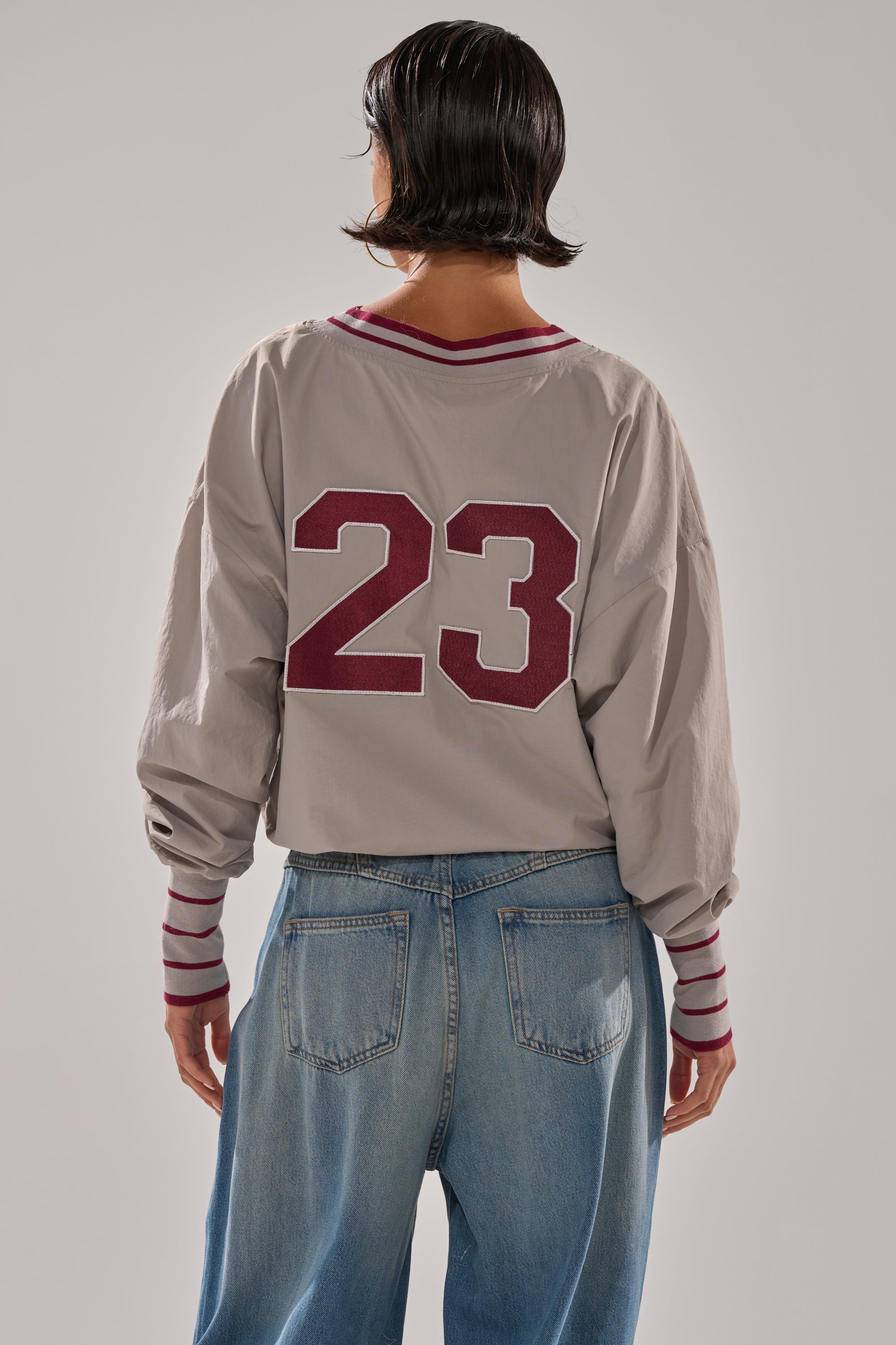CHICAGO V-NECK SWEATSHIRT