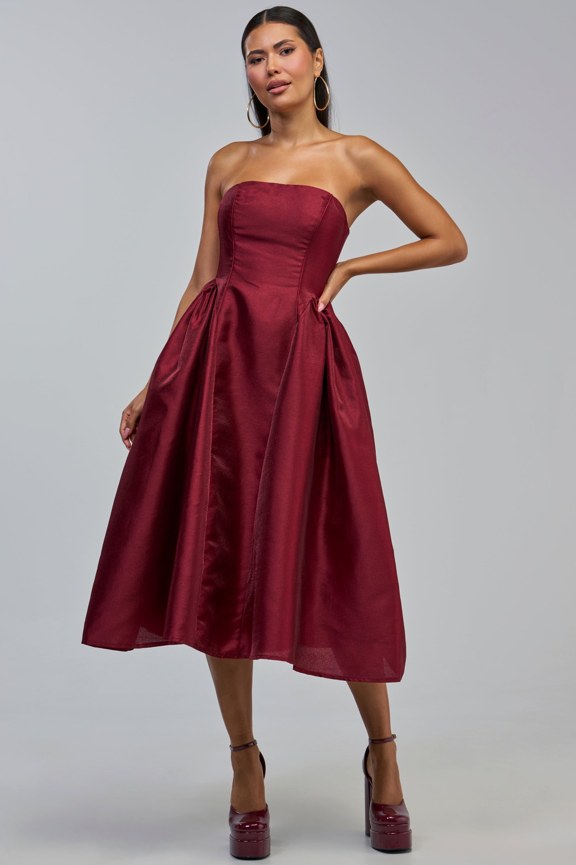 ALWAYS DANCING STRAPLESS MIDI DRESS IN WINE