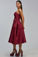 ALWAYS DANCING STRAPLESS MIDI DRESS IN WINE