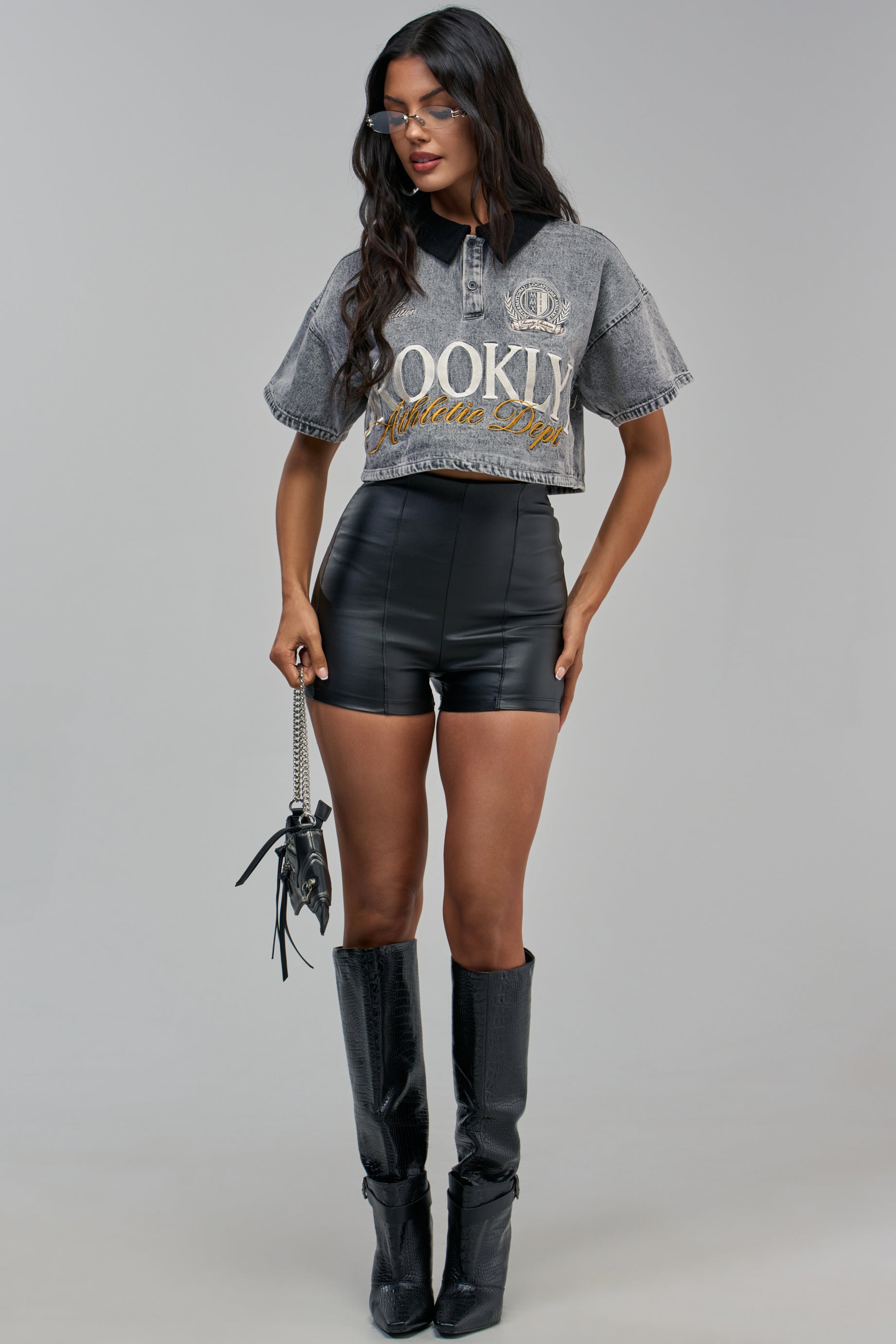 CLUB HIGH WAISTED PLEATHER SHORTS