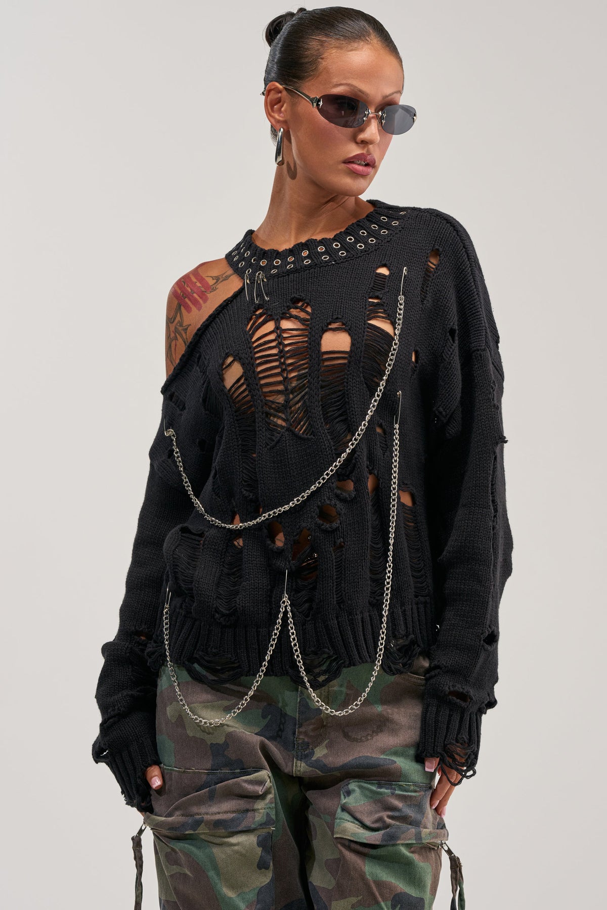 CHOPPED UP DISTRESSED SWEATER