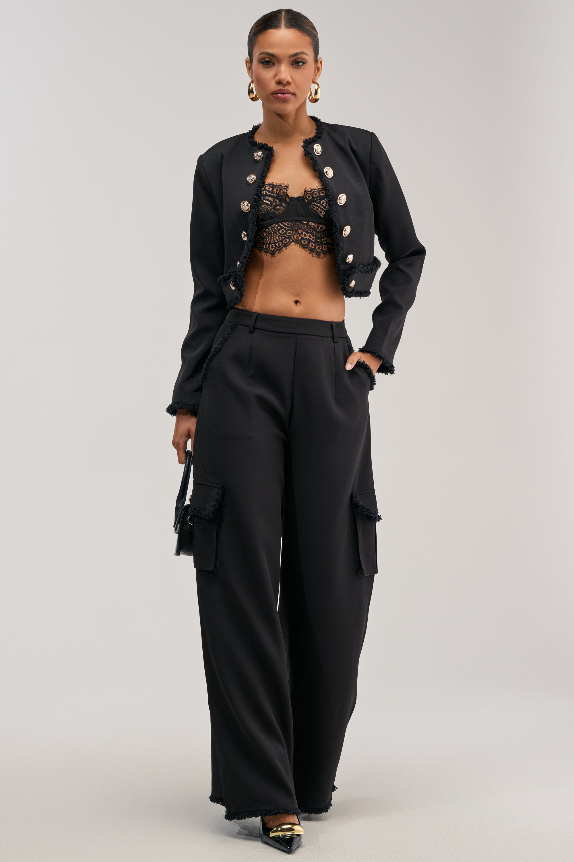 CLASSY VIBE CROPPED BLAZER