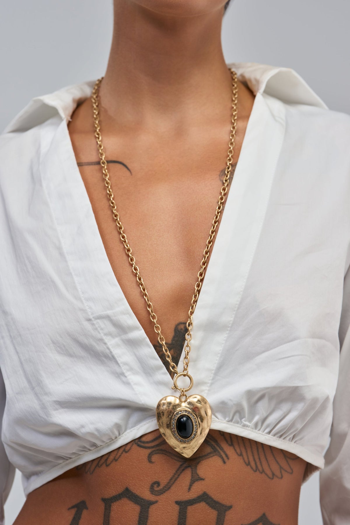 ANTIQUE HEART PENDANT NECKLACE