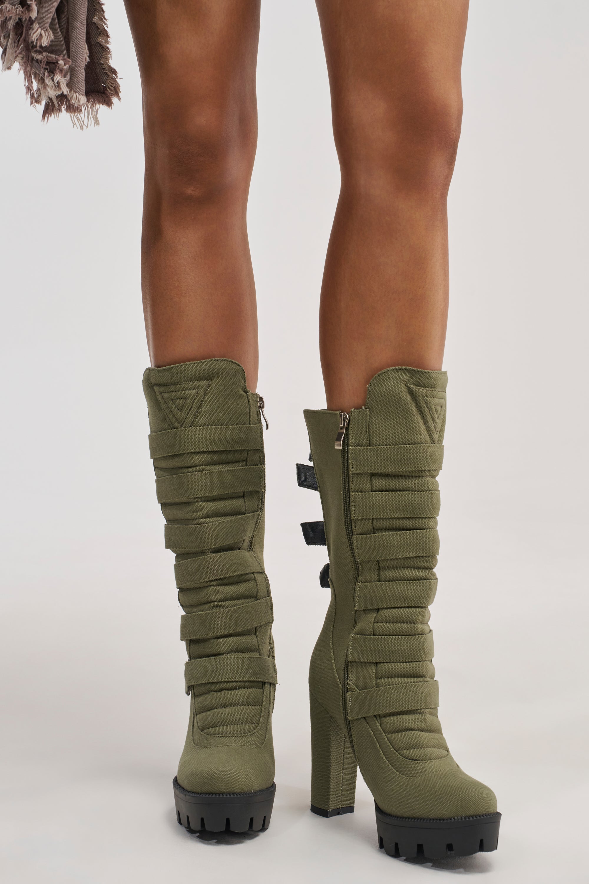 AZALEA WANG VIOREN OLIVE CANVAS BLOCK BOOTIE