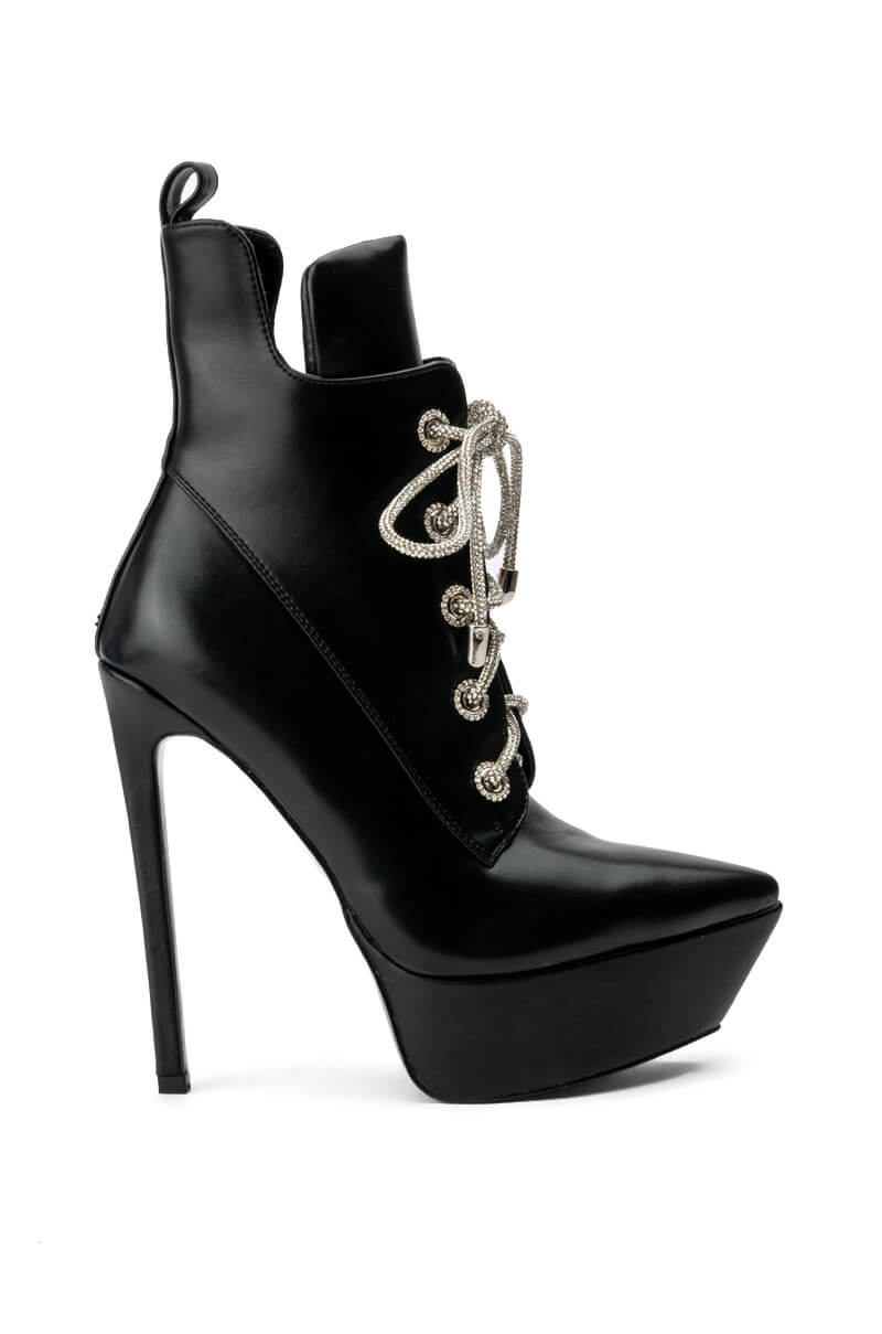 AZALEA WANG TYRA SEXY PLATFORM STILETTO BOOTIE IN BLACK