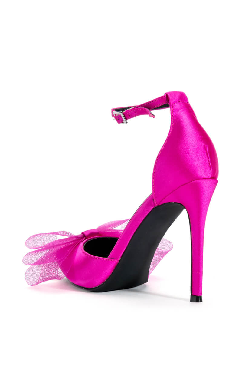 AZALEA WANG SWEETIE TRENDY BOW PUMPS IN FUCHSIA