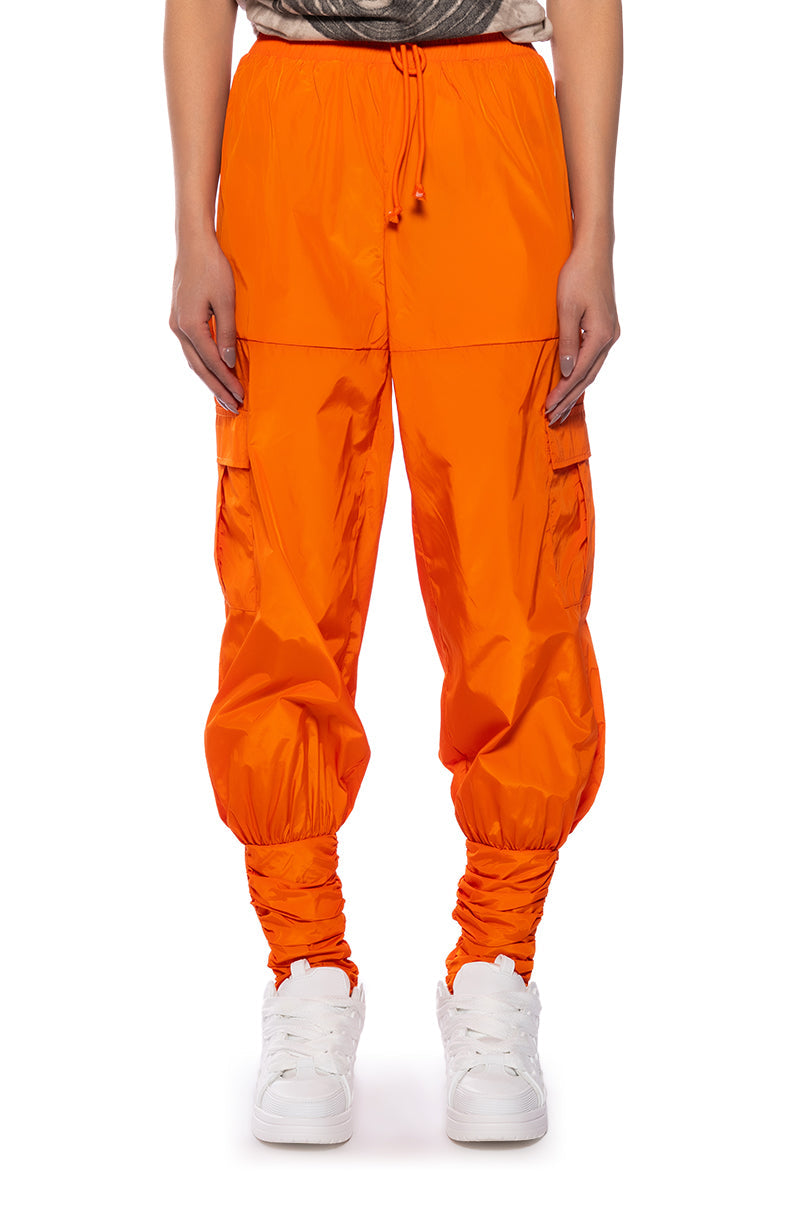 COME AND GET ME NYLON CARGO JOGGER