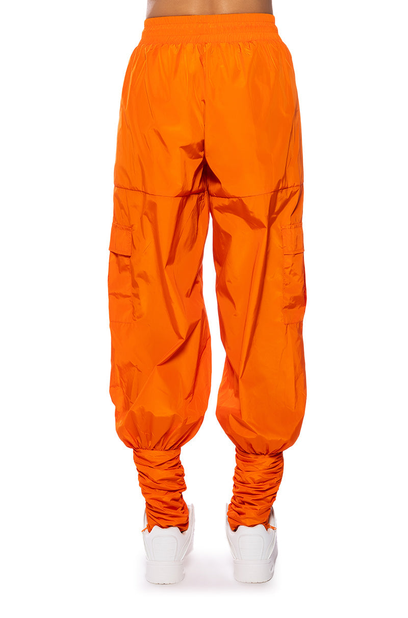 COME AND GET ME NYLON CARGO JOGGER