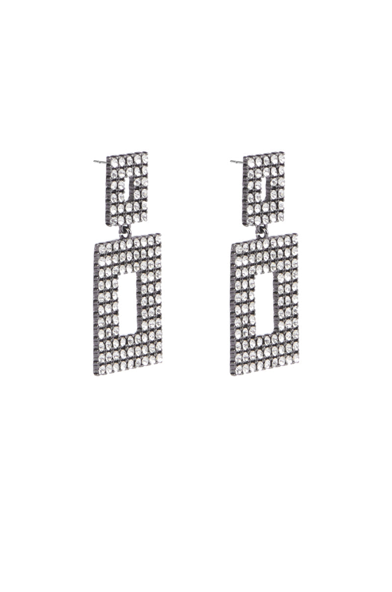 DANGLE EARRING