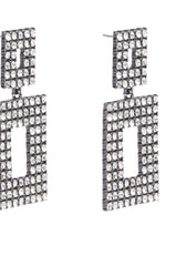 DANGLE EARRING